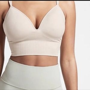 Athleta Embrace Bra Size L
